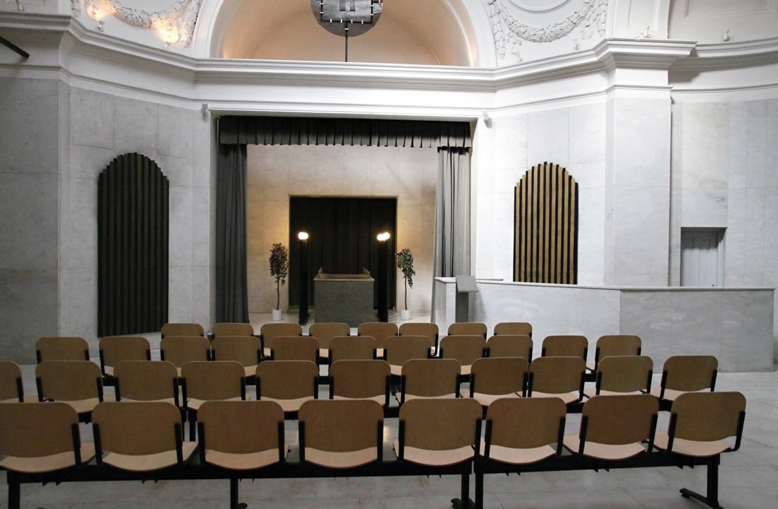 Nová obřadní síň, Olšanské hřbitovy, interiér