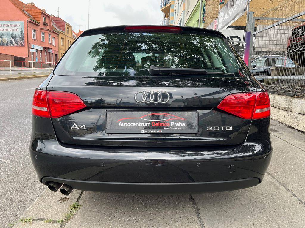 Audi A4 2.0TDI/2010/S.KNIHA,SPORT-140