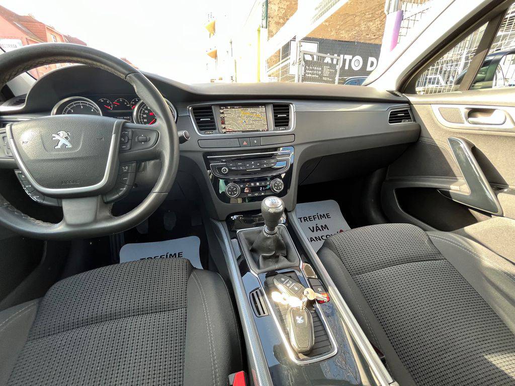 Peugeot 508 2.0HDI-110KW/2017/MAN6-ALLURE-