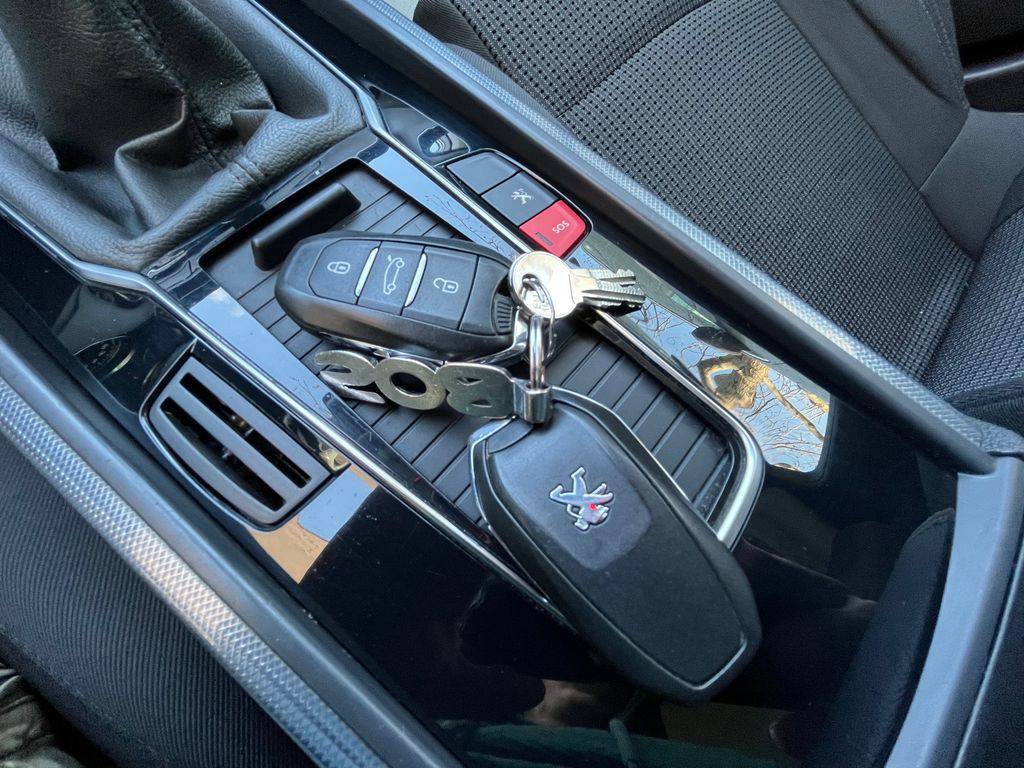 Peugeot 508 2.0HDI-110KW/2017/MAN6-ALLURE-