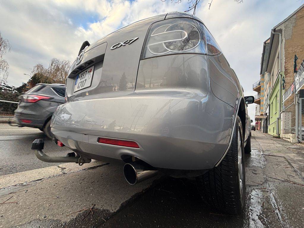 Mazda CX-7 2.3DISI-AT,1MAJ-4X2-S.KNIHA