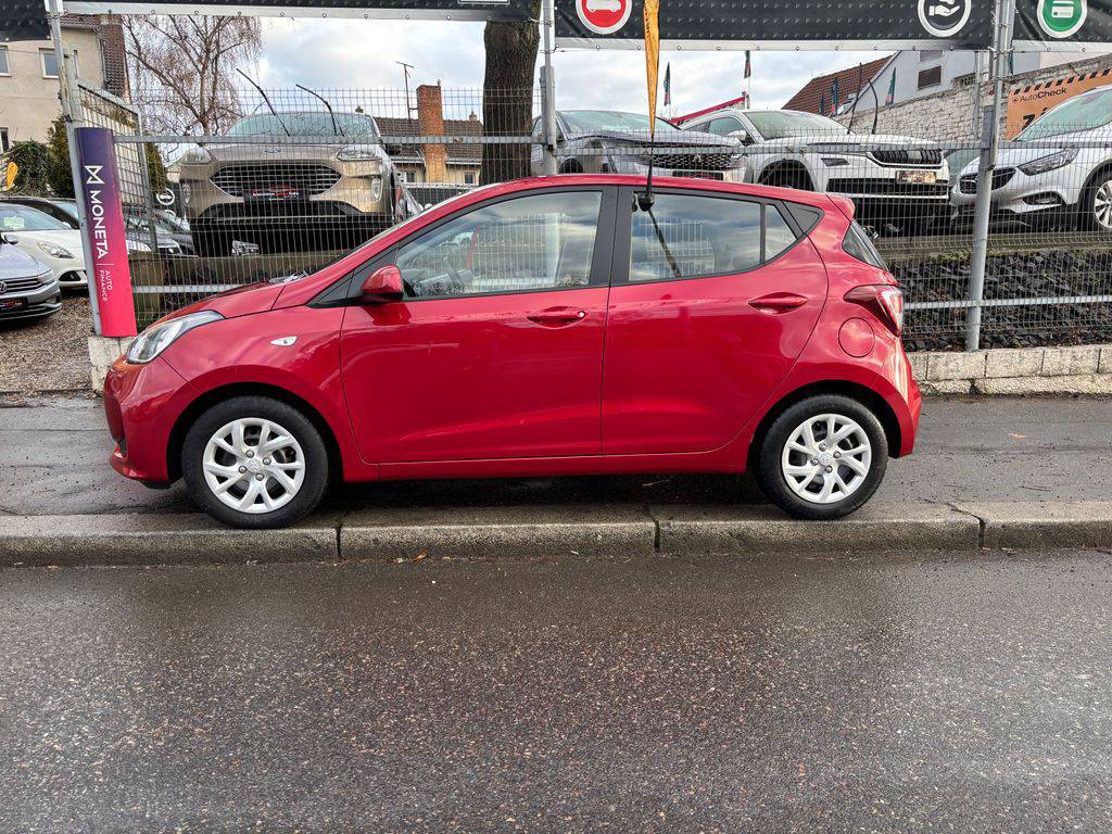 Hyundai i10 1.0i 49kW/2019/1MAJ,S-KNIHA