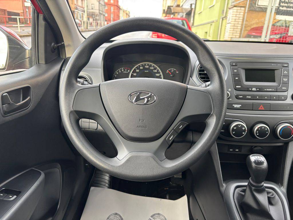 Hyundai i10 1.0i 49kW/2019/1MAJ,S-KNIHA