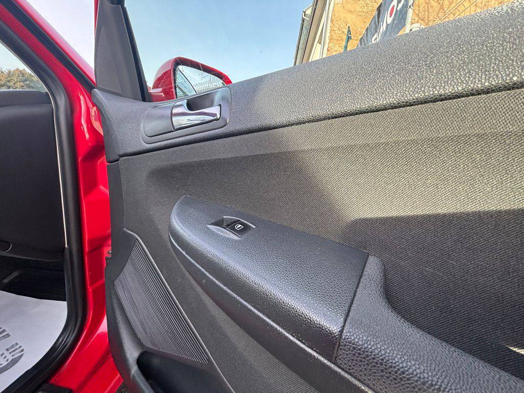 Škoda Fabia 1.2HTP/2006/1MAJ.ČR.S.KNIHA