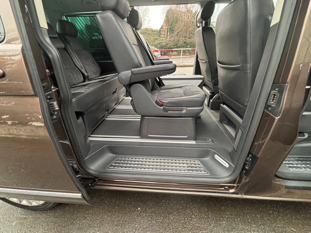 Volkswagen T5 Multivan 2.0BiTDI/2011/HIGHLINE-MAN6
