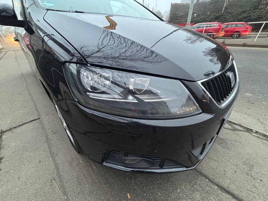 Seat Alhambra 2.0TDi-103kW/STYLE/7MÍST/MAN6/