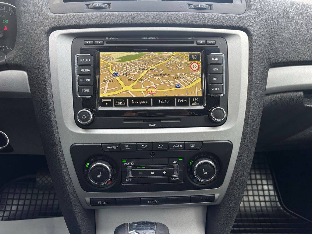 Škoda Octavia 2.0TDi/2013/CZ-AT-ELEGANCE-TAŽ