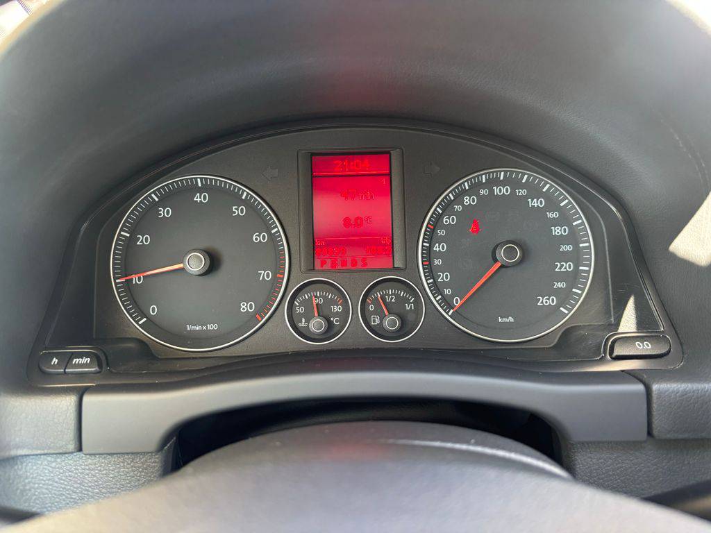 Volkswagen Golf Plus 1.4TSi/2009/DSG-2MAJ-S.KNIHA