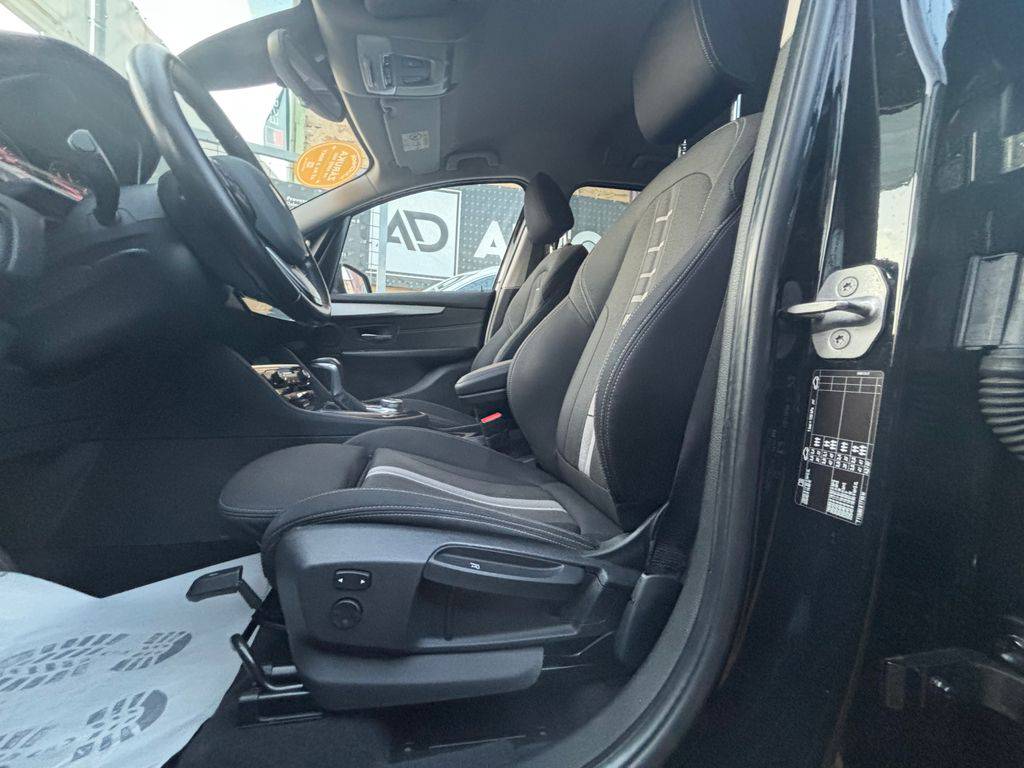 BMW 218 218d/2017/1MAJ-SPORT PACKET,ZÁ