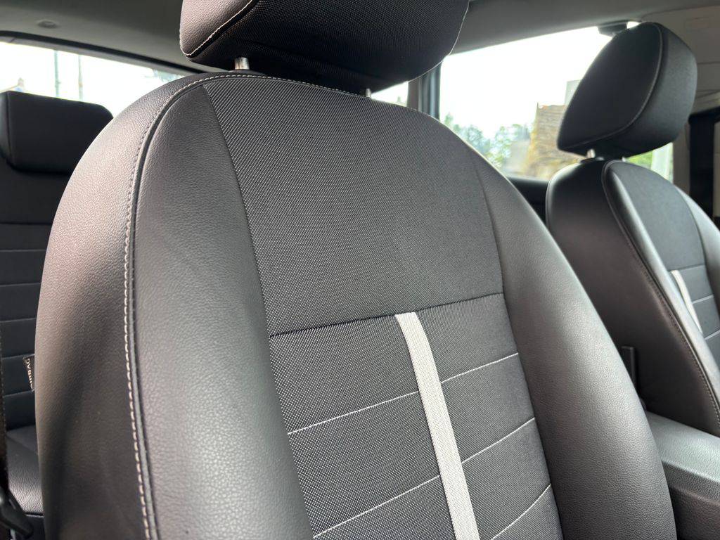 Ford Kuga 2.0TDCi/2010/ČR-4X4-TITANIUM