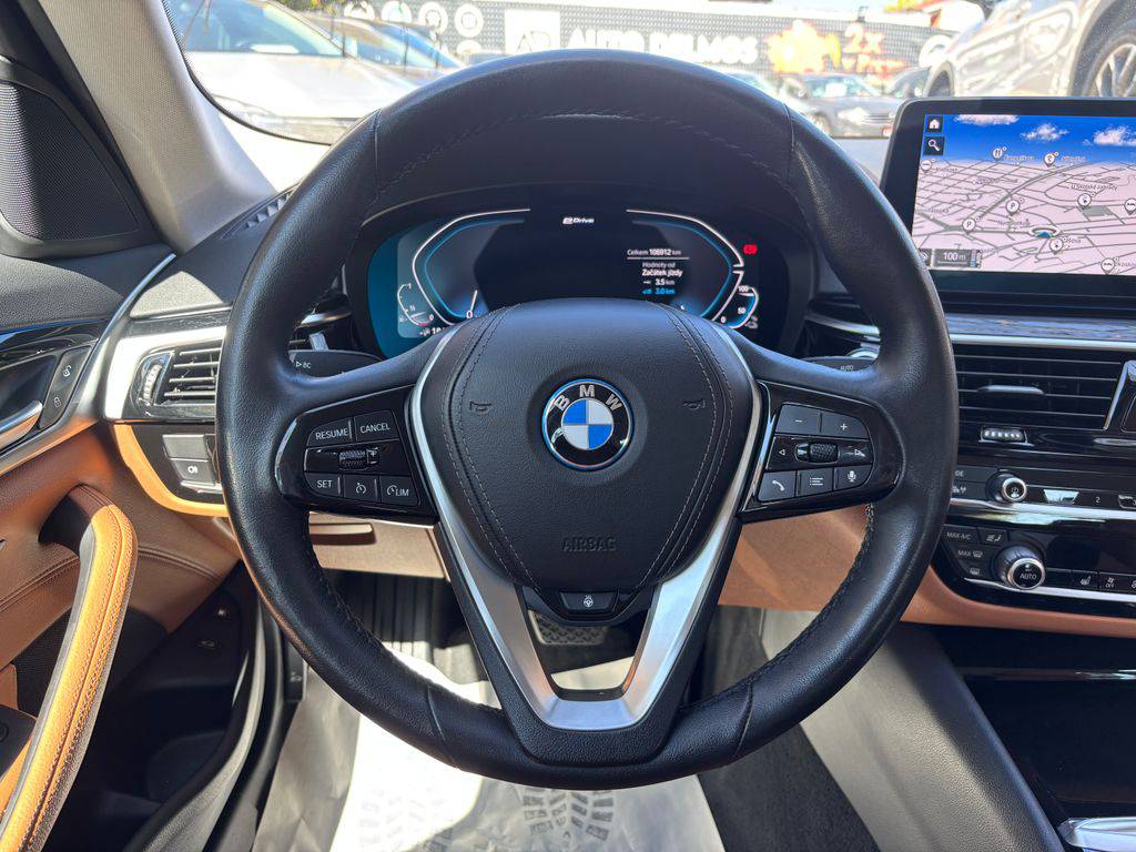 BMW 530 530exDrive/2022/CZ-DPH-1MAJ-ZÁ