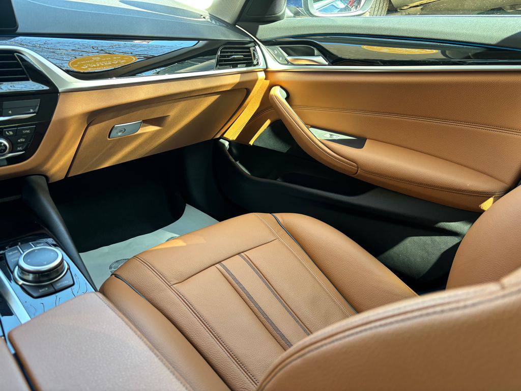 BMW 530 530exDrive/2022/CZ-DPH-1MAJ-ZÁ