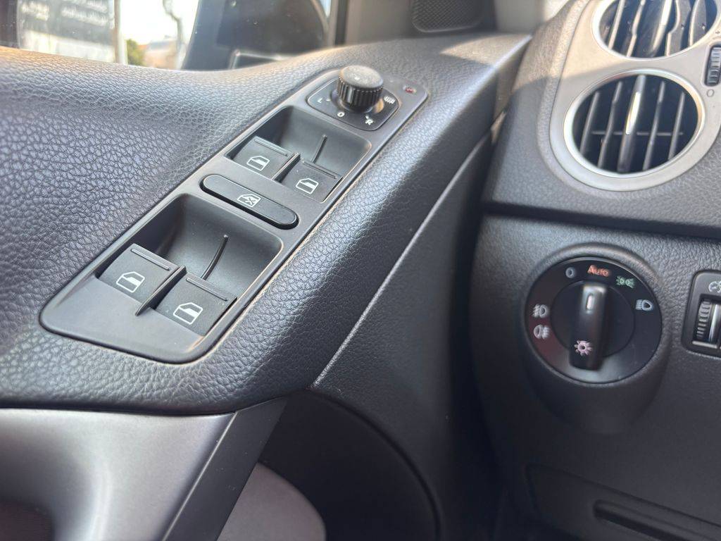 Volkswagen Tiguan 2.0TD/2010/CZ-SPORT-TAŽNÉ-MAN6