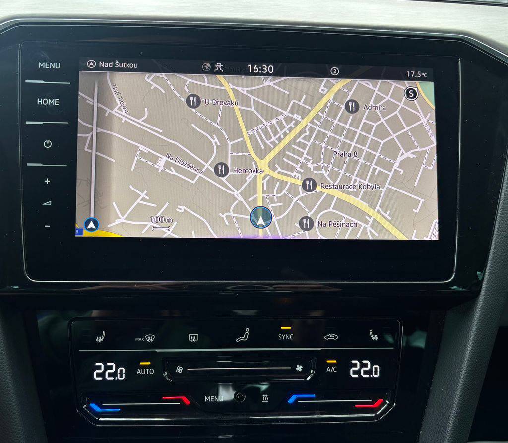 Volkswagen Passat 1.5TSI/2022/1MAJ,WEBASTO-ZÁRUK