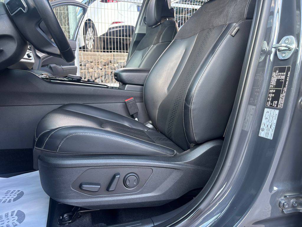 Kia Sportage 1,6 T-GDi MHEV 7DCT MY25 TOP