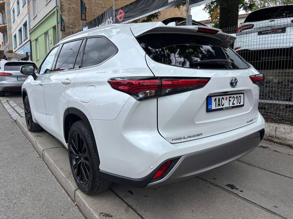 Toyota Highlander 2.5HEV e-CVT.CZ.DPH.Executive-