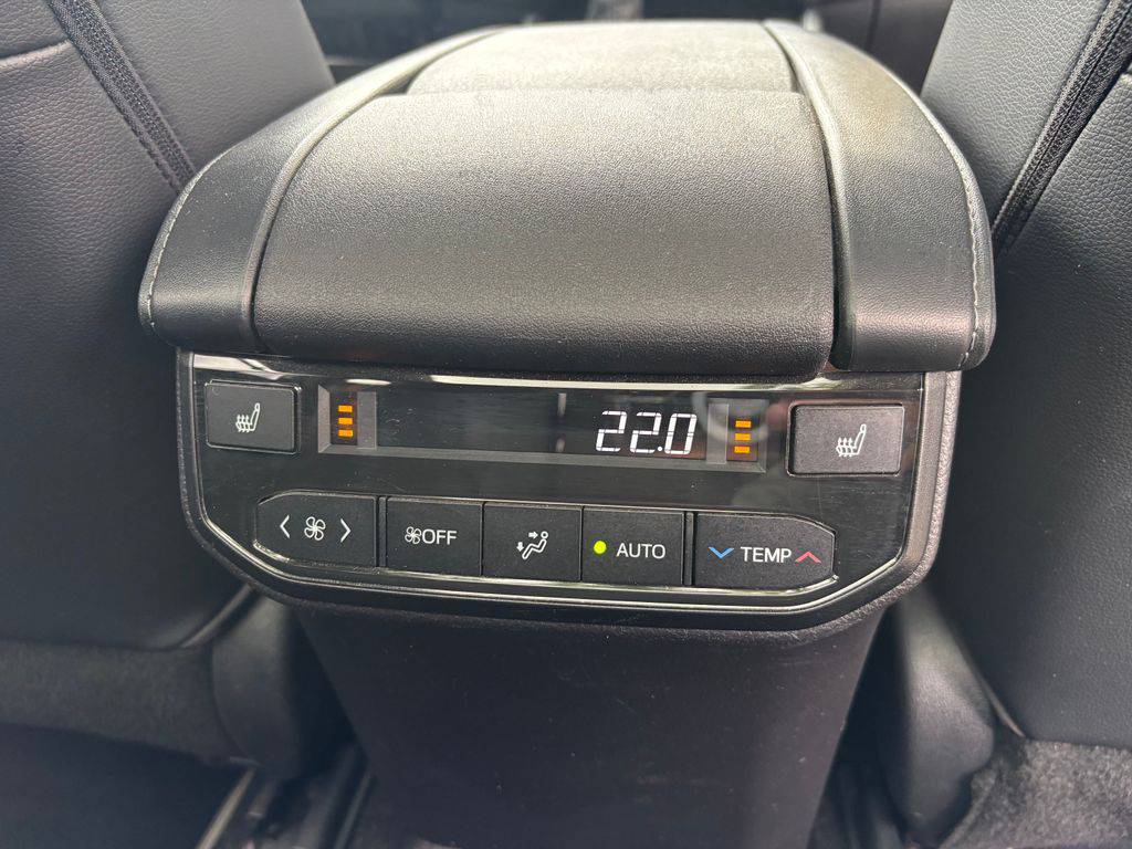 Toyota Highlander 2.5HEV e-CVT.CZ.DPH.Executive-
