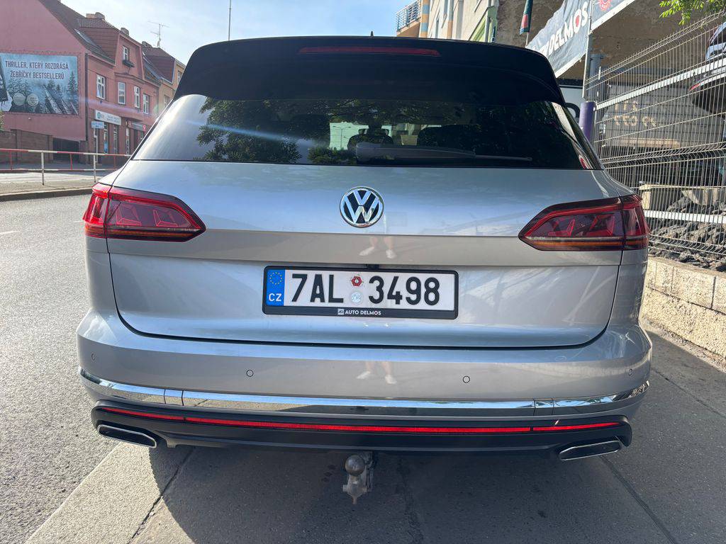 Volkswagen Touareg 3.0TDi-2020-CZ-1MAJ-DPH-WEBAST