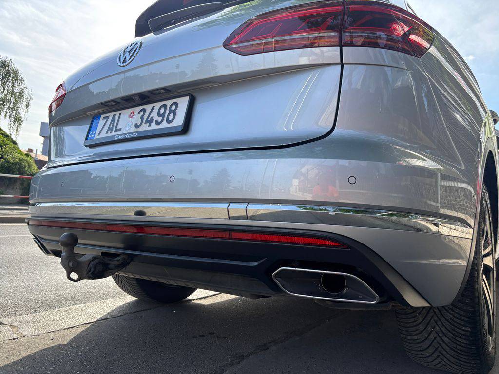 Volkswagen Touareg 3.0TDi-2020-CZ-1MAJ-DPH-WEBAST