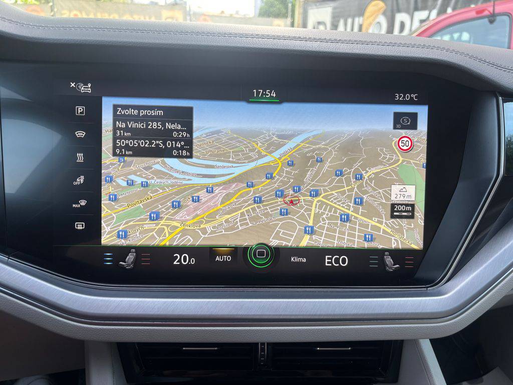 Volkswagen Touareg 3.0TDi-2020-CZ-1MAJ-DPH-WEBAST