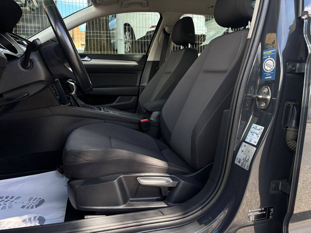 Volkswagen Passat 2.0TDI/2021/1MAJ,DPH-ZÁRUKA-AKCE