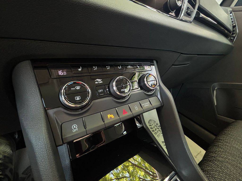 Škoda Karoq 1.6TDi/2023/STYLE.ČR.1M.DPH21%.VIRTUAL