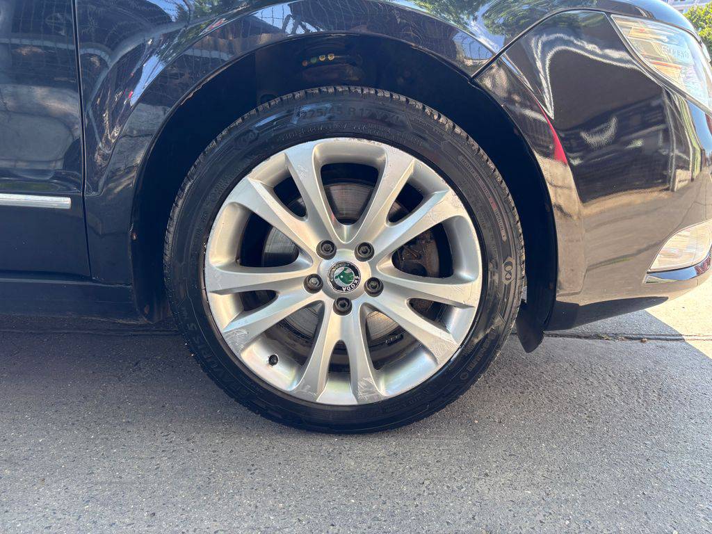 Škoda Superb 2.0TDi-CR/2011/CZ.Exclusive-MA