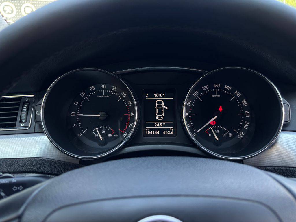 Škoda Superb 2.0TDi-CR/2011/CZ.Exclusive-MA