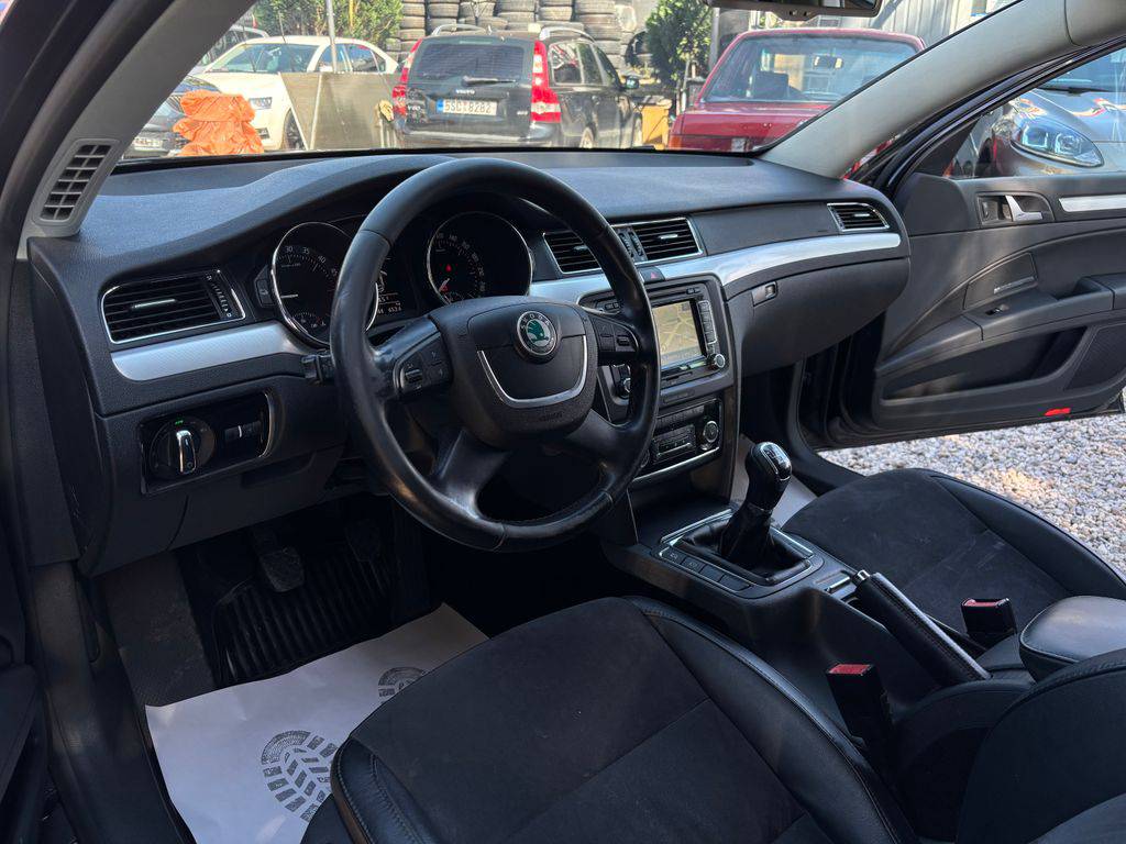 Škoda Superb 2.0TDi-CR/2011/CZ.Exclusive-MA