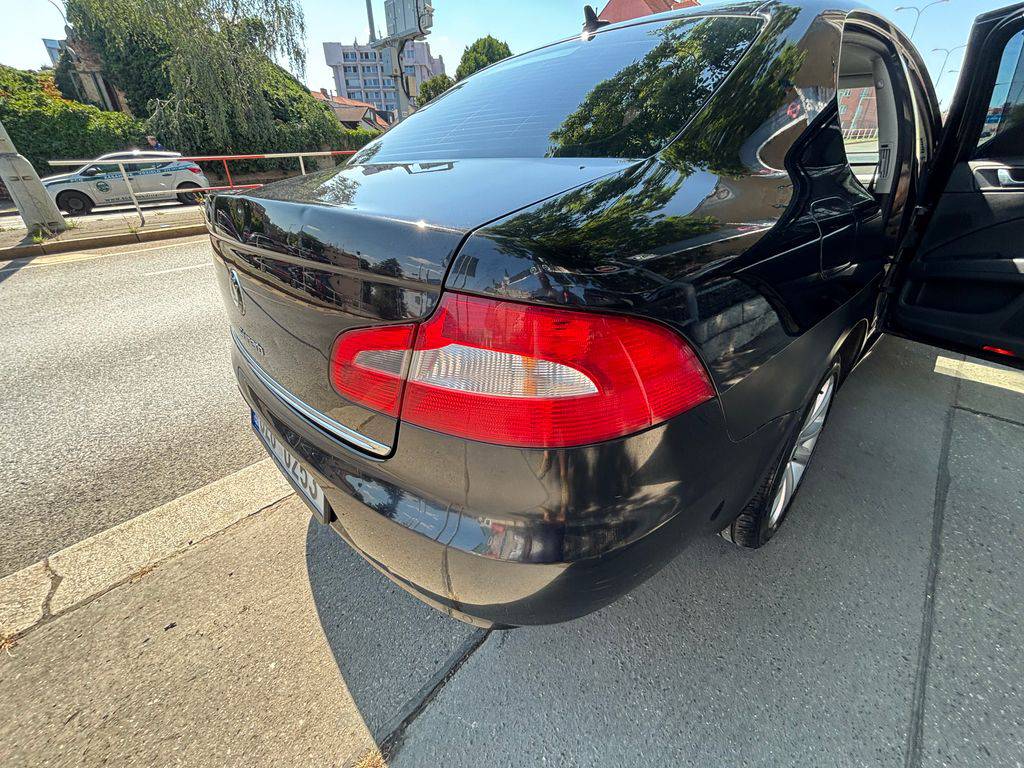 Škoda Superb 2.0TDi-CR/2011/CZ.Exclusive-MA