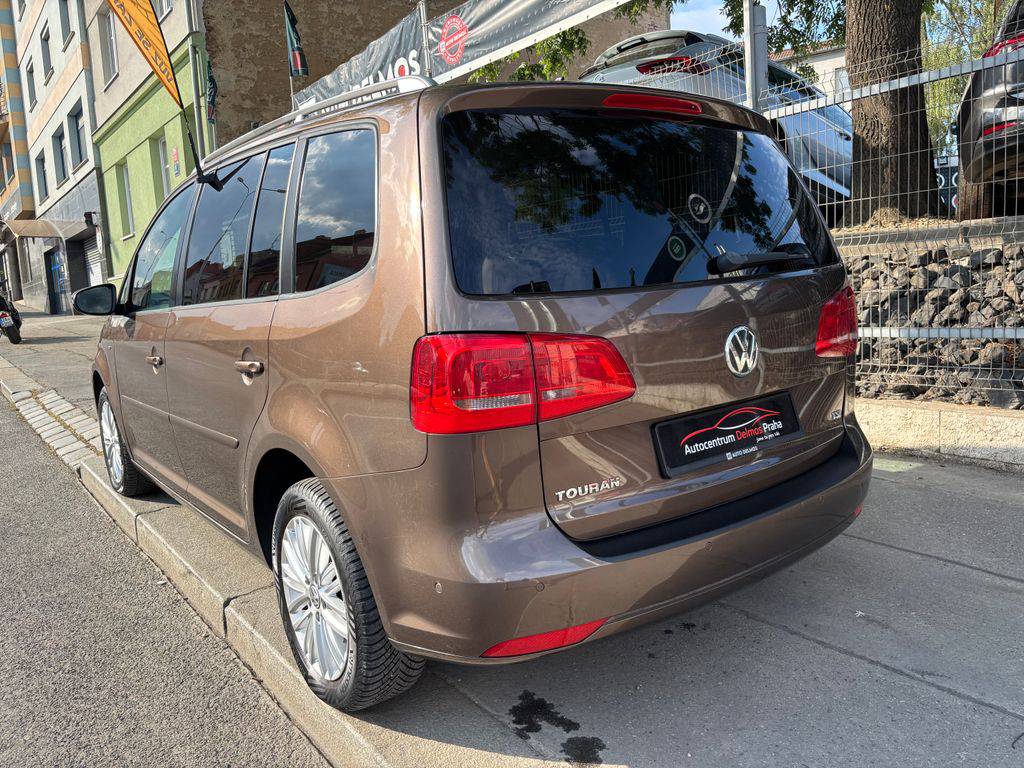 Volkswagen Touran 1.4TSI-103KW.DSG.7MÍST.ZÁRUKA