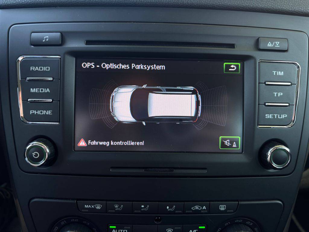 Škoda Yeti 1.4TSi-90KW/2015/ELEGANCE.1MAJ