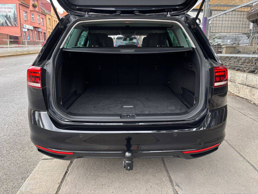Volkswagen Passat 1.5TSI/2022/1MAJ.TAŽ.DPH.ACC-ZÁRUKA12