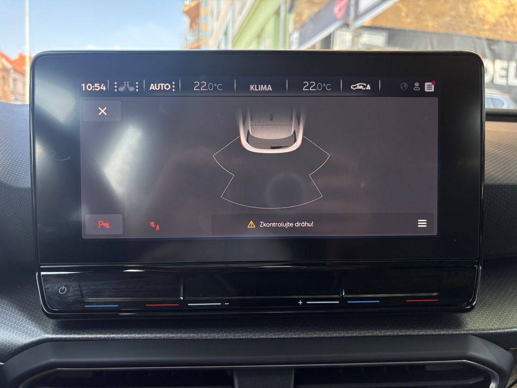 Seat Leon 2.0TDi-110KW/2022/DSG-SPORT.ZÁ