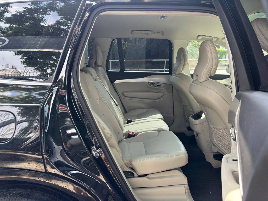 Volvo XC90 D5/2019/MOMENTUM.DPH.ZÁRUKA 12