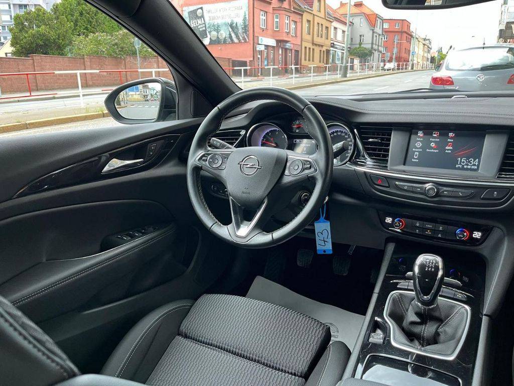 Opel Insignia 2.0CDTi/128KW/2022/SPORTS TOURER/1M-ZÁRUKA12MĚS