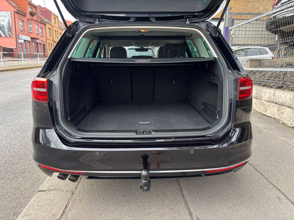 Volkswagen Passat 2.0TDI-140KW/HIGLINE-TAŽNÉ.MANUÁL