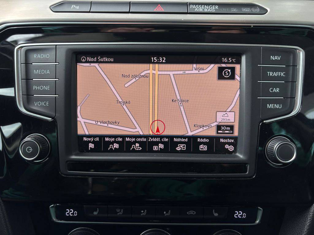 Volkswagen Passat 2.0TDI-140KW/HIGLINE-TAŽNÉ.MANUÁL
