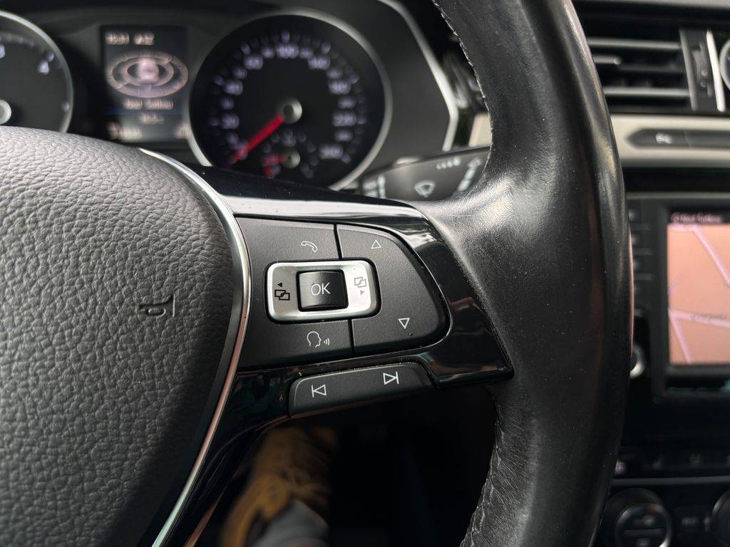 Volkswagen Passat 2.0TDI-140KW/HIGLINE-TAŽNÉ.MANUÁL